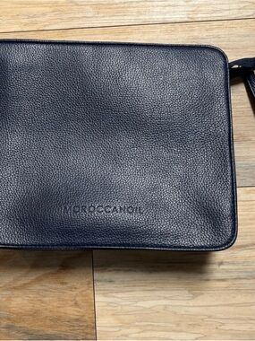 Moroccanoil Navy Pebble Leather Toiletry Bag